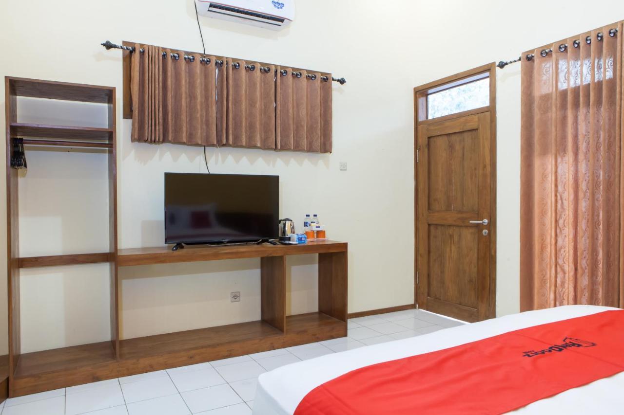 Reddoorz Near Baluran National Park Hotel Pandean Exterior photo
